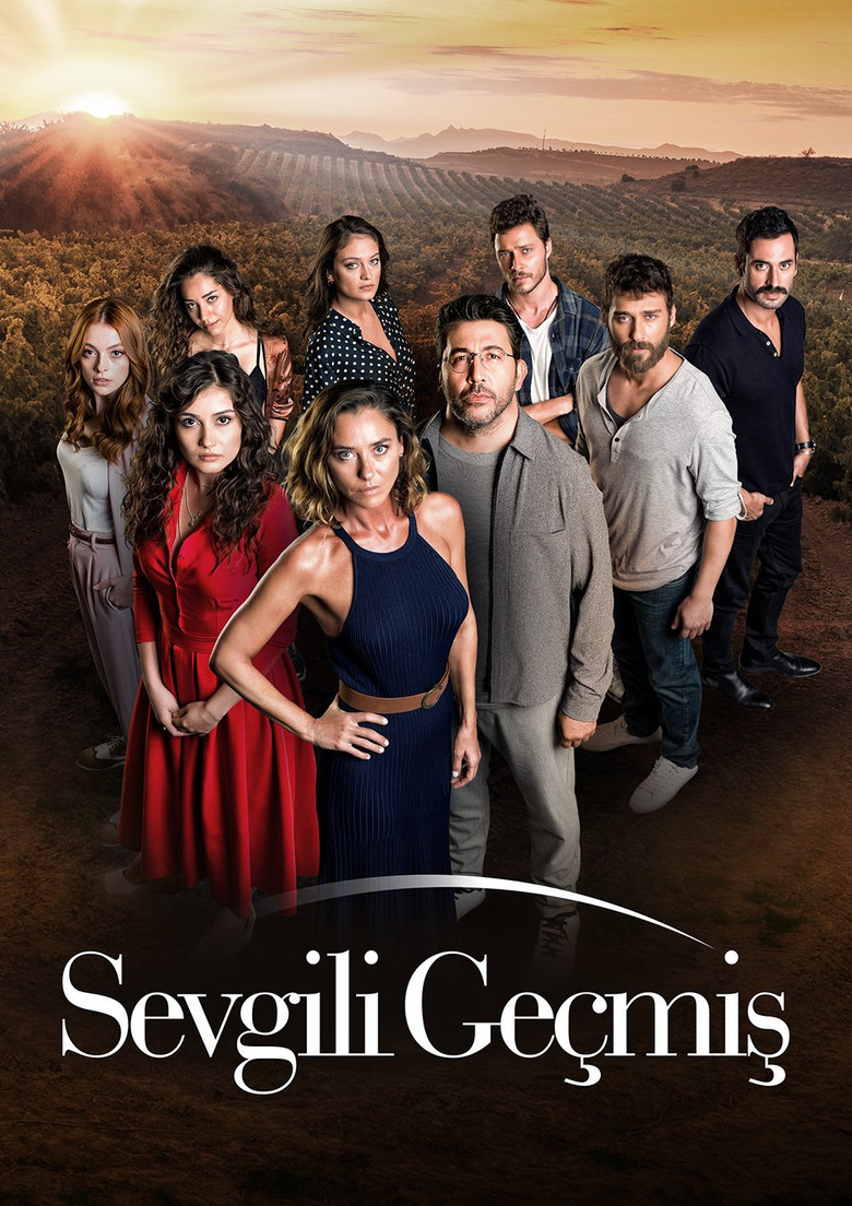 Sevgili Gecmis Turkish drama poster
